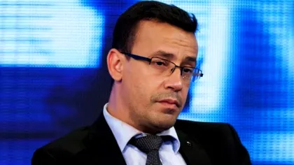 A depășit orice limită! Victor Ciutacu s-a băgat într-un butoi pentru reconstituirea arderii fetelor de la Caracal VIDEO