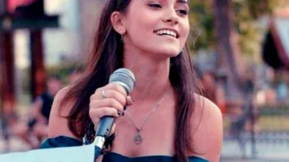 Cine era Andreea Rodiana Fumu, cântăreața a murit la doar 18 ani. Frumusețea ei uimea publicul FOTO