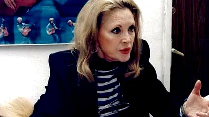 Zina Dumitrescu se răsucește în mormânt. Ce s-a întâmplat la parastasul de 6 luni al fostei creatoare de modă