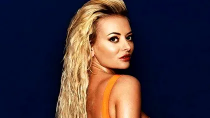 Delia, apariție ciudată. ”Bluza mea de trening cu fusta lu' muma cum au ajuns pe tine?” FOTO