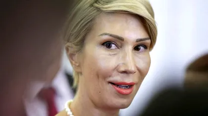 Raluca Turcan a copiat-o pe Viorica Dăncilă. Cum a apărut la consultările de la Cotroceni