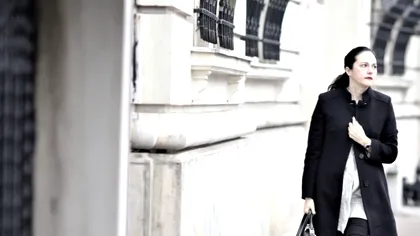 Ce s-a întâmplat după ce trei polițiști au ajuns acasă la Alina Bica! Imaginile au fost făcute publice