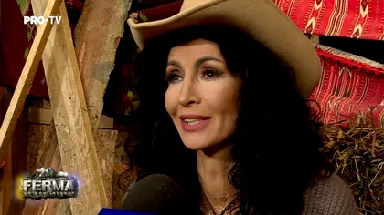 Cum a mers Mihaela Rădulescu îmbrăcată, în secția de votare. Și-a uimit fanii