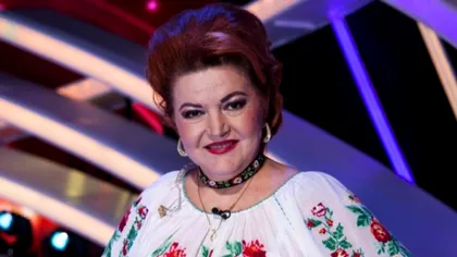 Sfâșietor cum a apărut Maria Cârneci la înmormântarea soțului ei! Cine a fost bărbatul care a sprijinit-o în cele mai grele momente