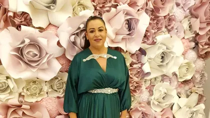 Oana Roman a pozat fără inhibiții, în pat. Îmbrăcată sumar, vedeta și-a pus toți fanii în cap: ”Nu-mi place goliciunea ta!” FOTO