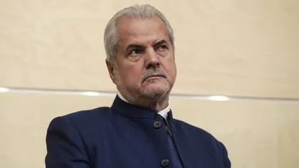 Reacția lui Adrian Năstase, după ce Klaus Iohannis a anunțat că îi retrage decorația. ”Așa construiește România normală!”