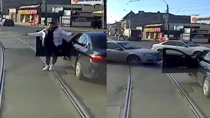 Un șofer cu BMW a fost împins de tramvai în București. Ce a urmat după ce a coborât din mașină