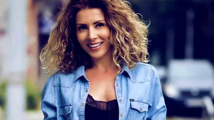 Carmen Brumă, aspru criticată după ce a apărut în costum de baie pe zăpadă. Soția lui Mircea Badea, răspuns pe măsură