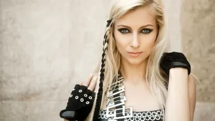 Lora, răvășită de durere. Ce i-a spus mama ei înainte să moară