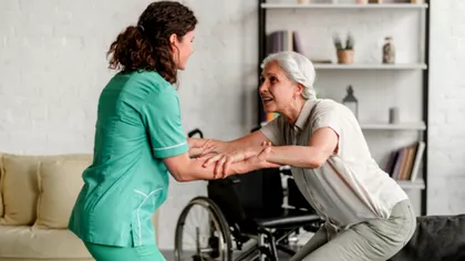 Dezamăgire totală. O artistă iubită de mulți români și-a abandonat bunica la azil, deși este putred de bogată