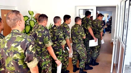 Tinerii români, chemați în armată. De ce sunt așteptate mii de persoane să se înroleze