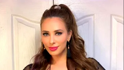 Iulia Vântur, în genunchi în India. Fosta parteneră a lui Ștefan Bănică Jr i-a șocat pe fani: ”Ți-ai schimbat religia?”