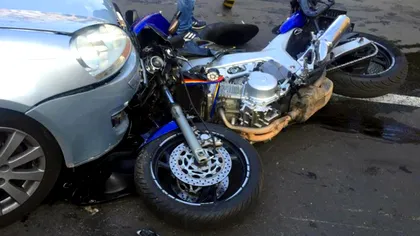 Accident teribil între o motocicletă și un autoturism! Doi tineri au murit pe loc