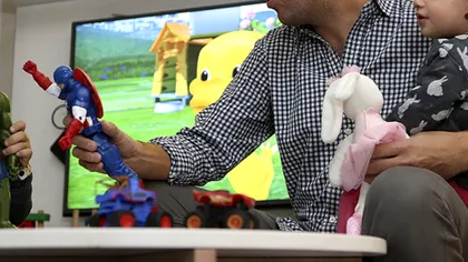 Veste tristă pentru părinții care stau acasă cu cei mici! De ce vor primi mai puțini bani în luna aprilie