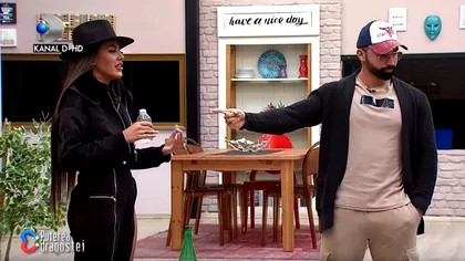 Dezbateri în casa băieților de la Puterea Dragostei. Roxana și Turcu, duel pentru celebritate?