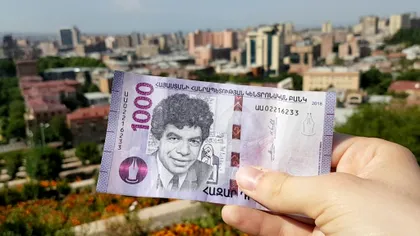 Bancnotele din circulație, înlocuite cu altele noi. Măsura luată pentru a proteja cetățenii