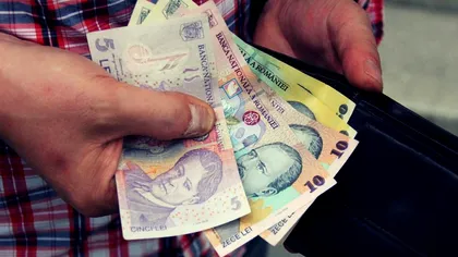 Se schimbă banii în România. Cum vor fi afectați românii de această trecere de la o monedă la alta