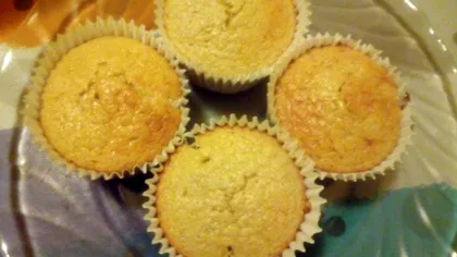 Rețetă simplă de brioșe delicioase. Le faci instant cu ingredientele astea