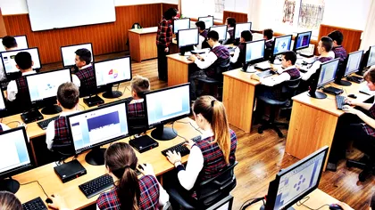 Unde pot intra elevii pentru cursuri online gratuite. Aici se pot pregăti și pentru examene