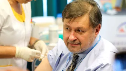 Rafila ne spune când și, mai ales, cum ieșim din izolare. Punct de cotitură pentru România