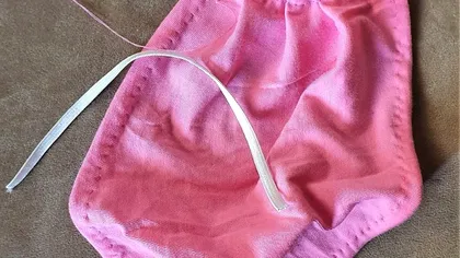 Cum trebuie să dezinfectezi măștile de protecție pe care ți le faci acasă. Altfel, pot deveni periculoase