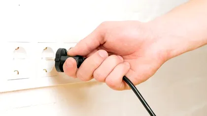 O mare companie de energie electrică pleacă din România. Care e explicația