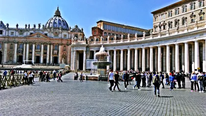 Efectele pandemiei se resimt puternic la Vatican! „Cu siguranță avem ani grei înaintea noastră“. Ce măsuri speciale s-au luat imediat