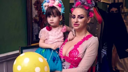 Sânziana Buruiană, gestul care i-a șocat pe români. Își alăptează și acum fetița de aproape cinci anișori