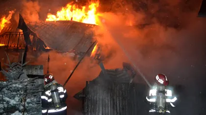 Scene de groază în județul Giurgiu, după ce un bărbat și-a dat foc în propria locuință. Ce șanse îi dau medicii