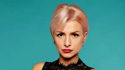 Lola de la Survivor și-a cerut iubitul în căsătorie. Ce surpriză o așteaptă, însă, în țară