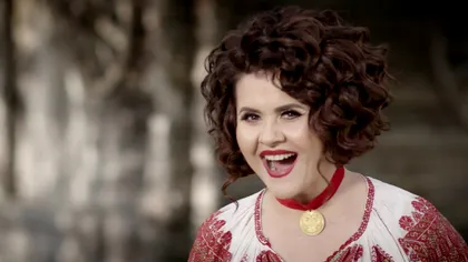 Ce a ajuns să facă Niculina Stoican pentru a-și vinde muzica. Niciun alt artist nu s-a mai gândit la asta