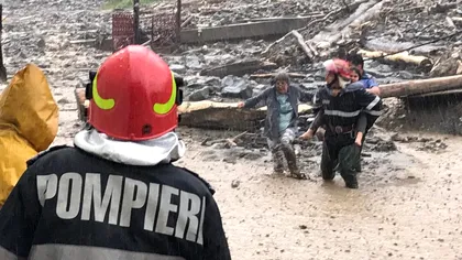 Copil găsit fără viață, după ce viitura îl luase de lângă părinți. Tragedie fără margini, în Bihor