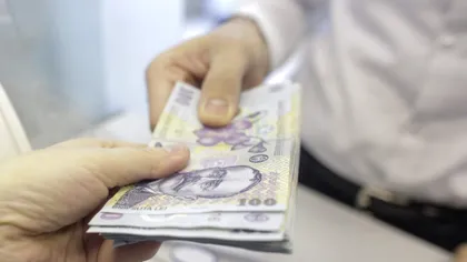 Statul dă 2000 de lei. Cine sunt românii care pot primi acești bani și în ce condiții