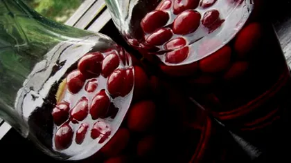 Cum se face vișinata de casă. Rețeta simplă, păstrată de sute de ani