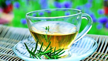 Ceaiul ieftin care te ajută la detoxifiere și slăbit. Trebuie să bei 3 căni pe zi, înainte de masă