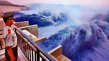 Chinezii ne vor termina pe toți. Această construcție a sfidat legile Pământului