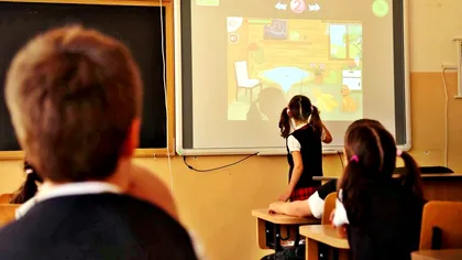 Se schimbă regulile pentru evaluarea elevilor. Cum ar putea fi evaluați elevii în 2021