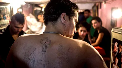 Regele canalelor din România. Povestea dramatică din lumea subterană a Capitalei: cum trăiesc mii de români