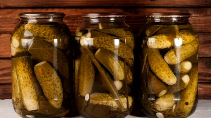 Ce se întâmplă în corpul tău dacă mănânci 1 castravete murat, pe zi. Ce boală cotidiană vindecă