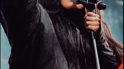 Cântăreața care s-a săturat de familie și faimă: “Sunt un bancomat cu perucă”. Ce îi fac apropiații, zilnic