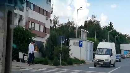 Alegeri locale 2020. Nicușor Dan, filmat alături de prietenul din copilărie al lui Nica, şeful Clanului Sportivilor