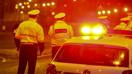 Obiceiul românilor la volan care le aduce o amendă usturătoare. De ce nu e bine să dai flash-uri în trafic