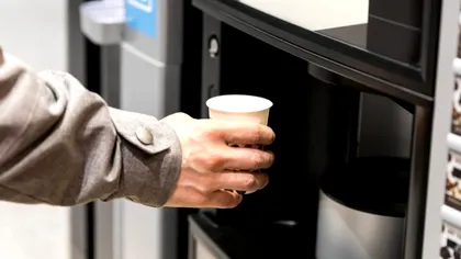 Afacere cu automate de cafea - cum să o pui pe picioare și la ce profit să te aștepți