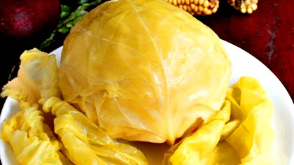 Mănâncă varză murată seara, înainte de somn. Secretul știut de puțini oameni, dar valabil pentru bărbați și femei