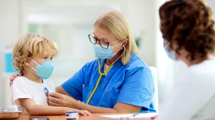 Medicul Adrian Marinescu avertizează toți părinții. Ce probleme grave de sănătate pot apărea la copiii cu forme ușoare de COVID-19