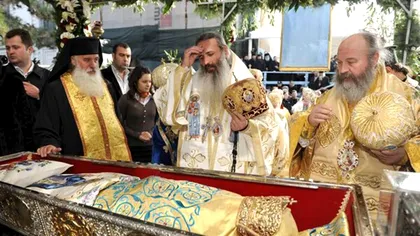 Reacția oficială a Mitropoliei Moldovei și Bucovinei după ce Raed Arafat a interzis pelerinajul la Sfânta Parascheva