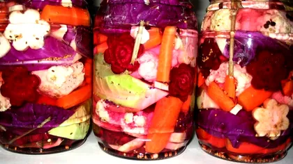 Ingredientul secret care se pune pentru cele mai bune murături asortate la borcan. Trebuie să faci asta la iarnă