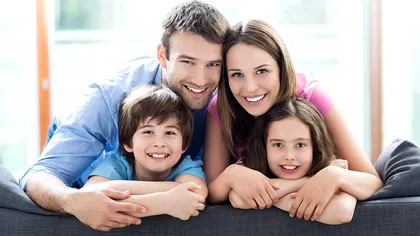 Cum obțin părinții zile libere plătite după închiderea creşelor, grădiniţelor şi şcolilor