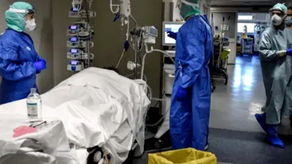 Este oficial. Cine sunt persoanele de la care ne putem infecta imediat cu COVID-19. Din păcate, românii practică zilnic acest obicei