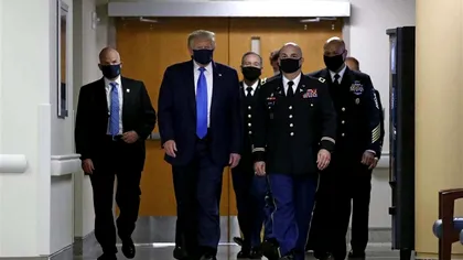 Donald Trump, aspru criticat după ce a ieșit din spital pentru a-și saluta susținătorii. Care a fost reacția oamenilor. VIDEO